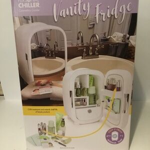 PERSONAL  VANITY FRIDGE CHILLER COSMETIC COOLER